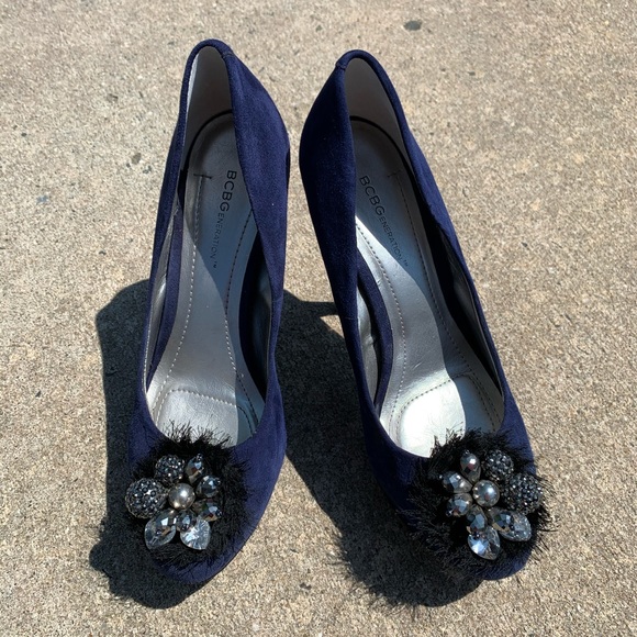 BCBGeneration Blue Scottie Embellished Pumps 8.5 - Picture 2 of 12